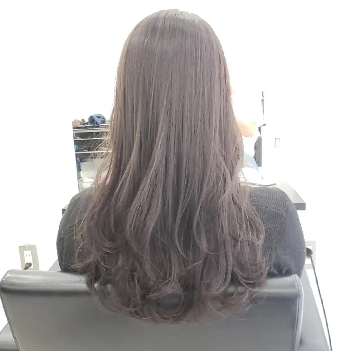 ロング カット ヘアカラー トリートメント ヘアセット [店長]カラーが好評 　小林のヘアスタイル