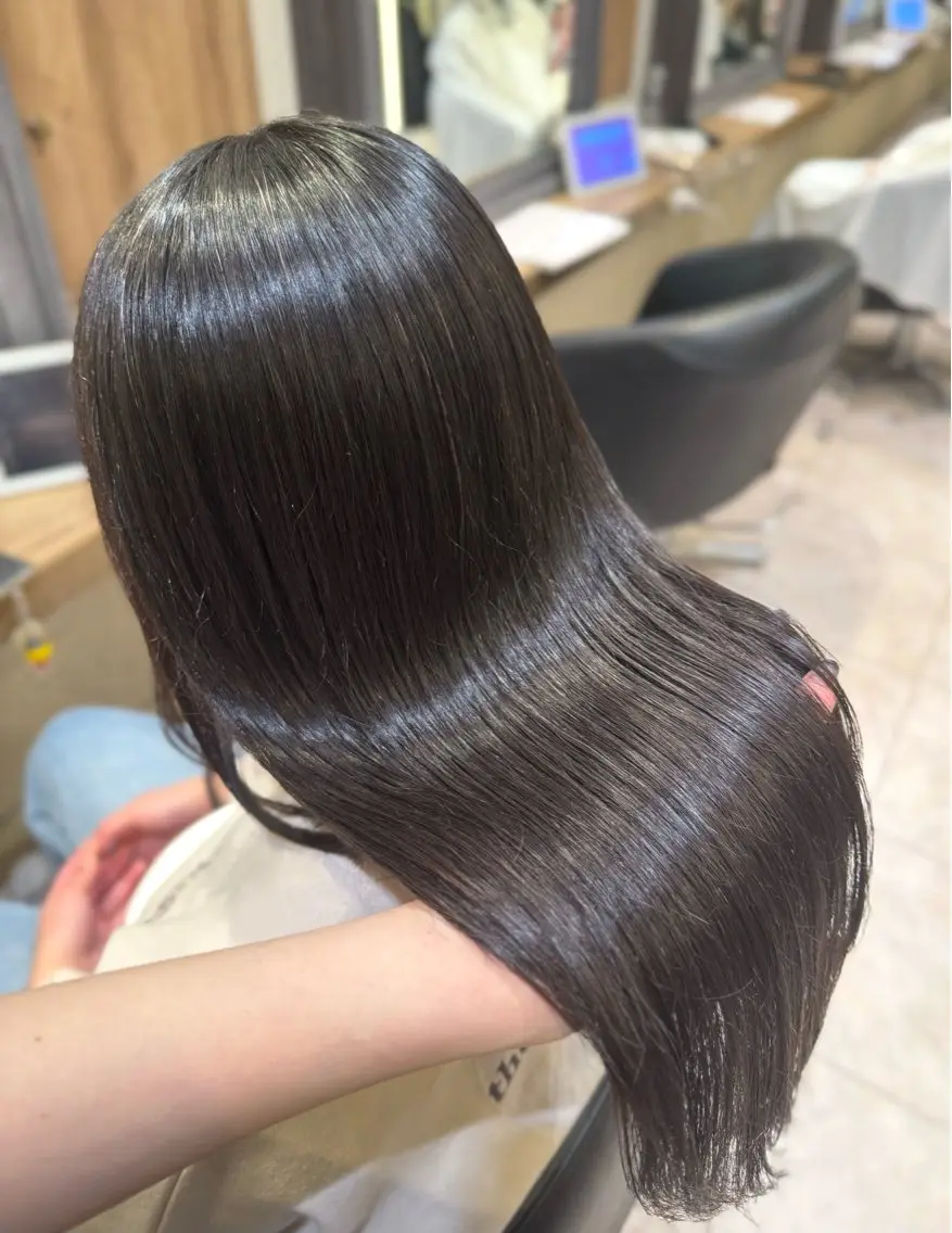 ロング さら艶レイヤーカット 🩶Suzuneのヘアスタイル