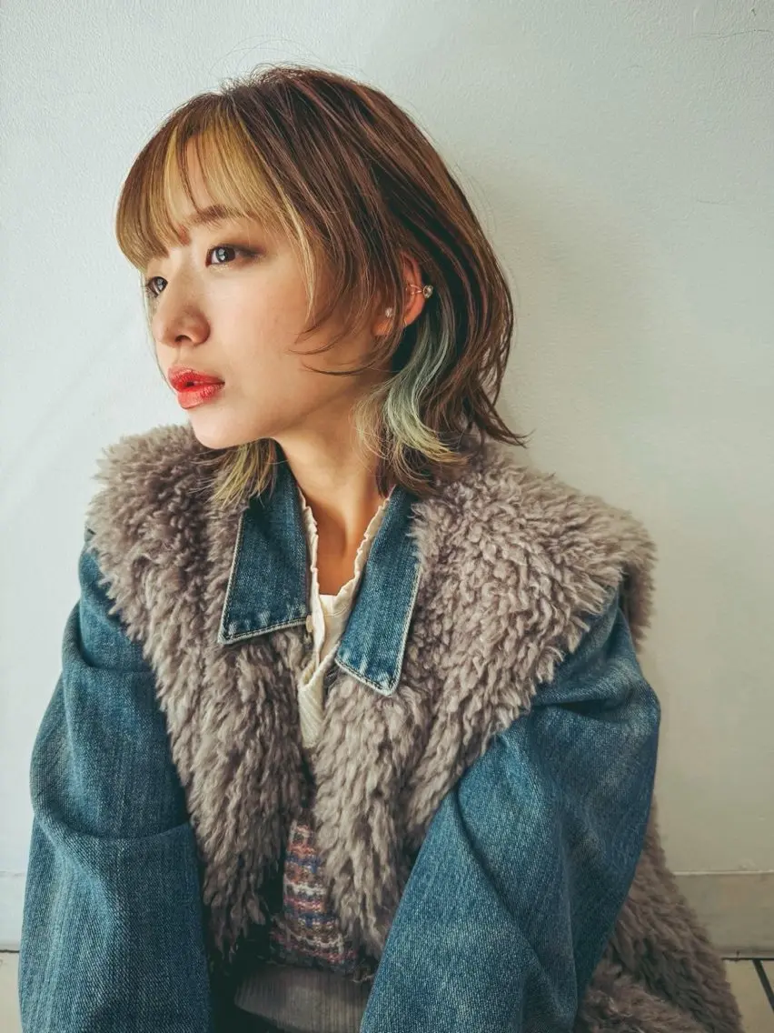 カラー 大西 杏依のヘアスタイル
