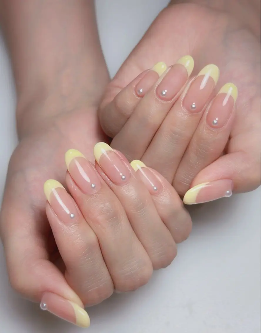 ネイル オーロラネイル 長さ出し フットネイル ラメ(グリッター) ラメグラデーション ハンドネイル 👍thumbs up nail👍のネイルデザイン