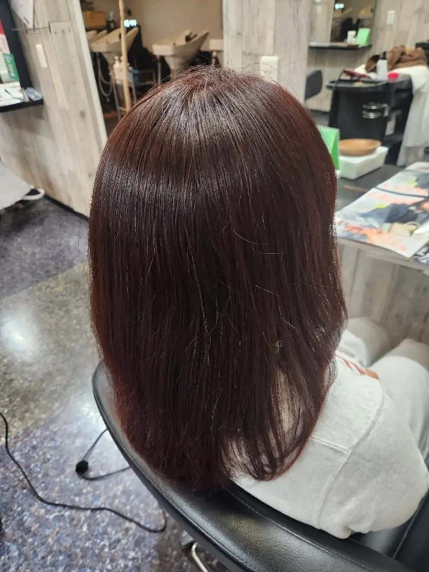 セミロング カラー オレンジ 岩瀬 未来のヘアスタイル