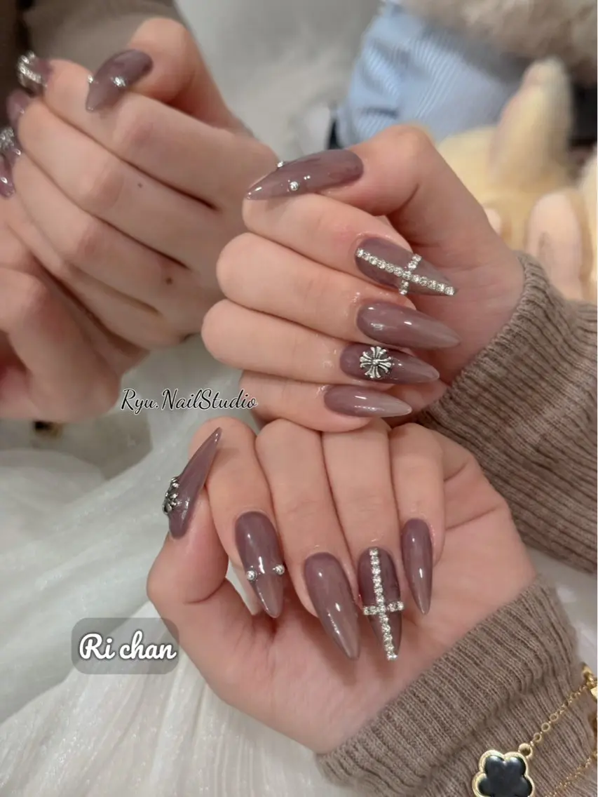 ネイル アートネイル ジェルネイル マグネットネイル ニュアンスネイル シンプルネイル ハンドネイル Ryu nail studioのネイルデザイン