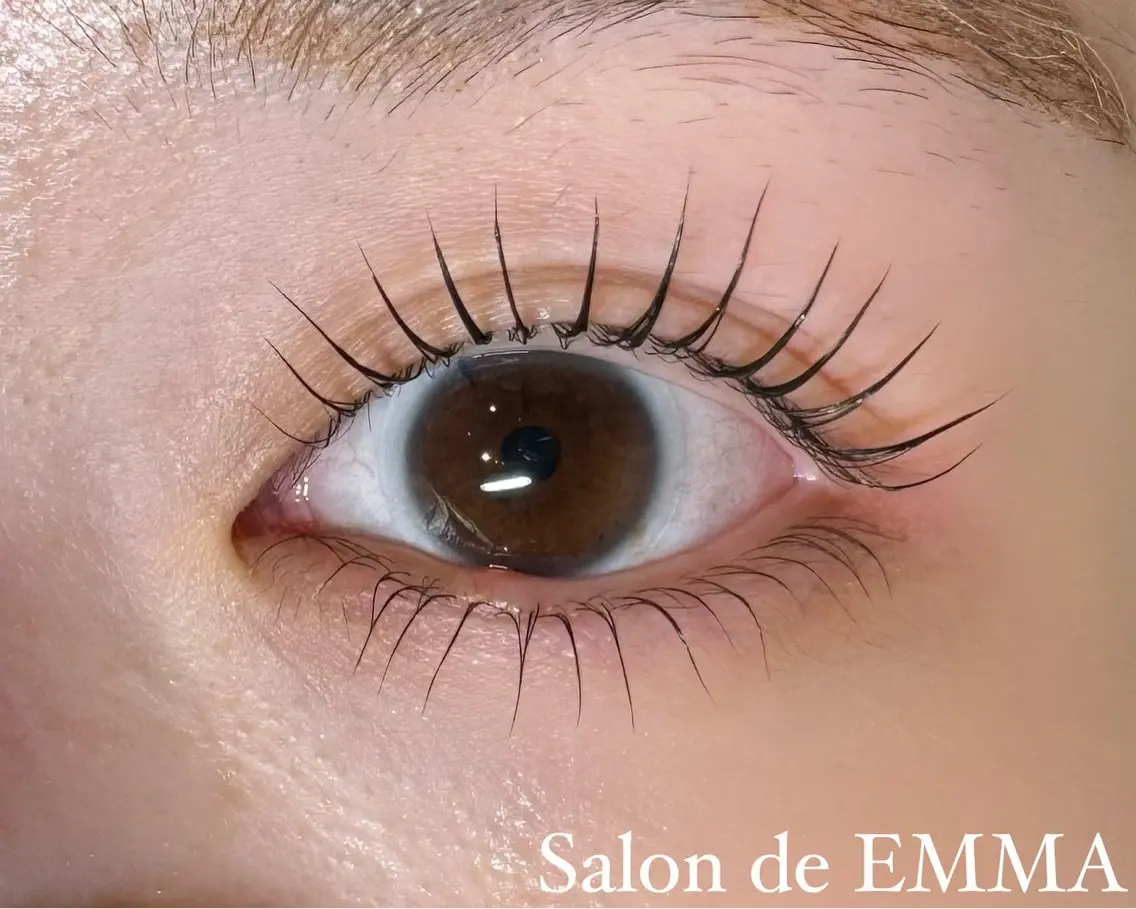 マツエク・マツパ パリジェンヌラッシュリフト salon de EMMA.笠松のマツエク・マツパデザイン