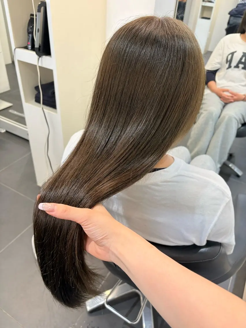 ロング 透明感color あやののヘアスタイル