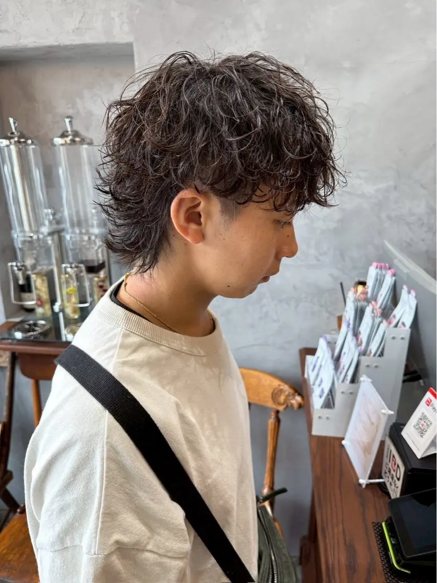 ミディアム メンズ カット 縮毛矯正／髪質改善 小野竜聖のヘアスタイル
