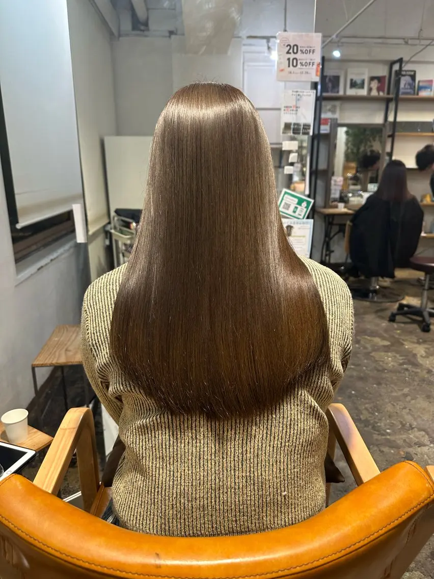 ロング 金 春江のヘアスタイル