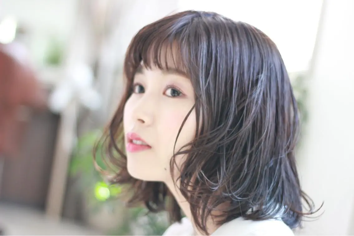 ミディアム カット ヘアカラー トリートメント ヘッドスパ ダブルカラー🎉 ハイトーン🎉スドウのヘアスタイル