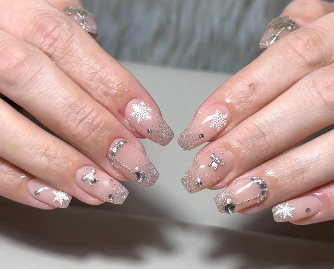 ネイル ハンドネイル ハンドケア 🍑 momo_nailのネイルデザイン
