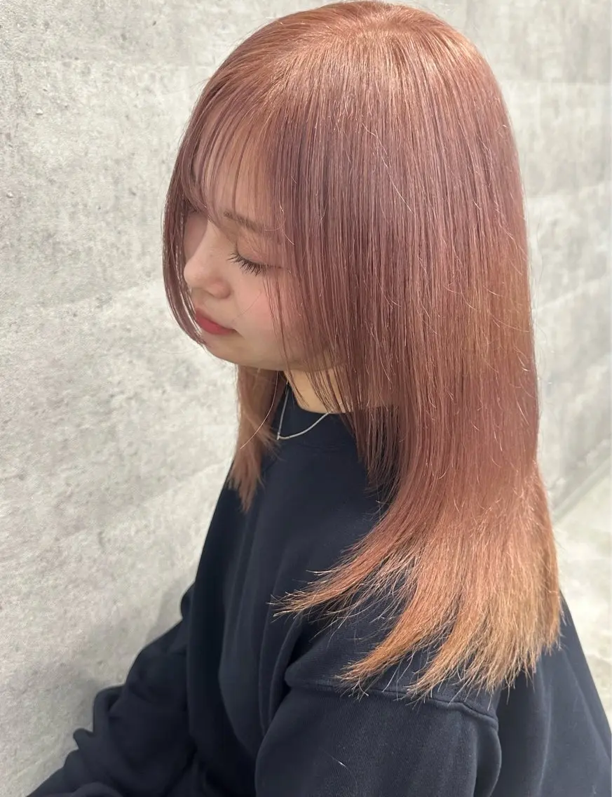 セミロング カット ヘアカラー トリートメント 🪄🫧ハイトーン/ 乙津茜🐰L'wisのヘアスタイル