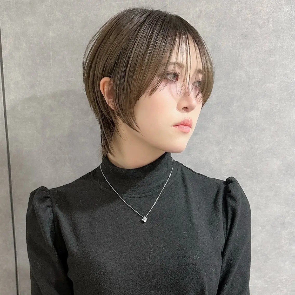 お洒落×キレイな人に　ショートカット＋トリートメントの写真
