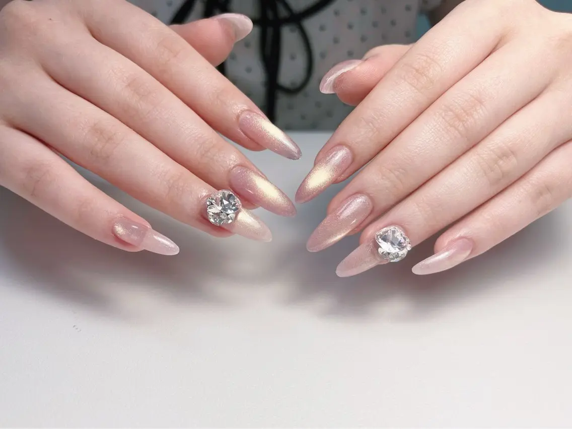 ネイル 成人式 フラッシュネイル フットネイル ジェルネイル 卒業式 mione_ou nail salonのネイルデザイン