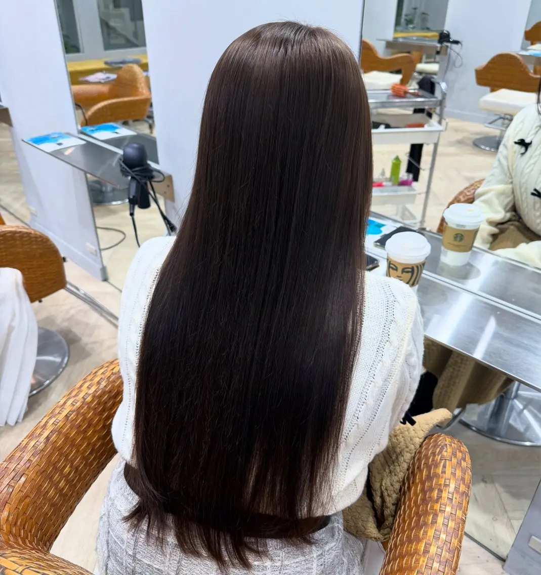 ロング カラー ヘアカラー ヒジオカ リナのヘアスタイル