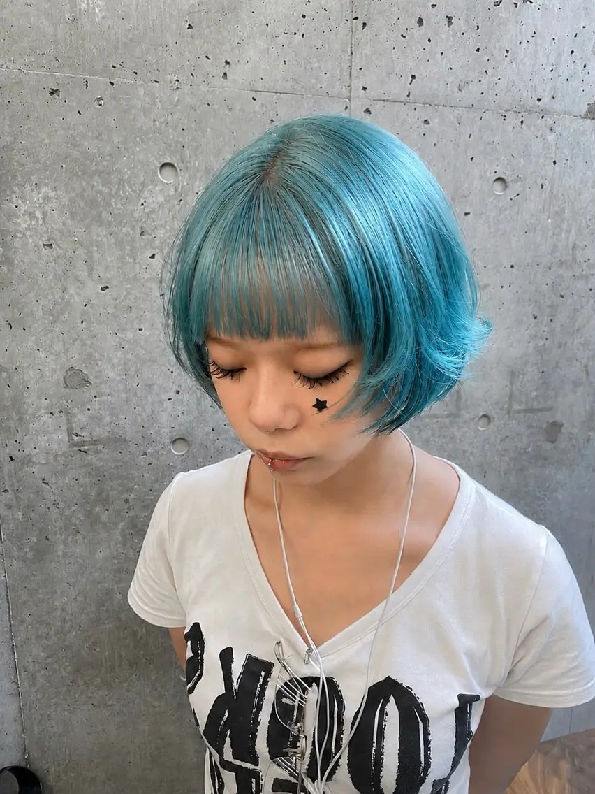 ショート カラー 🌈艶ハイトーン特化 🌈NOZOMUのヘアスタイル