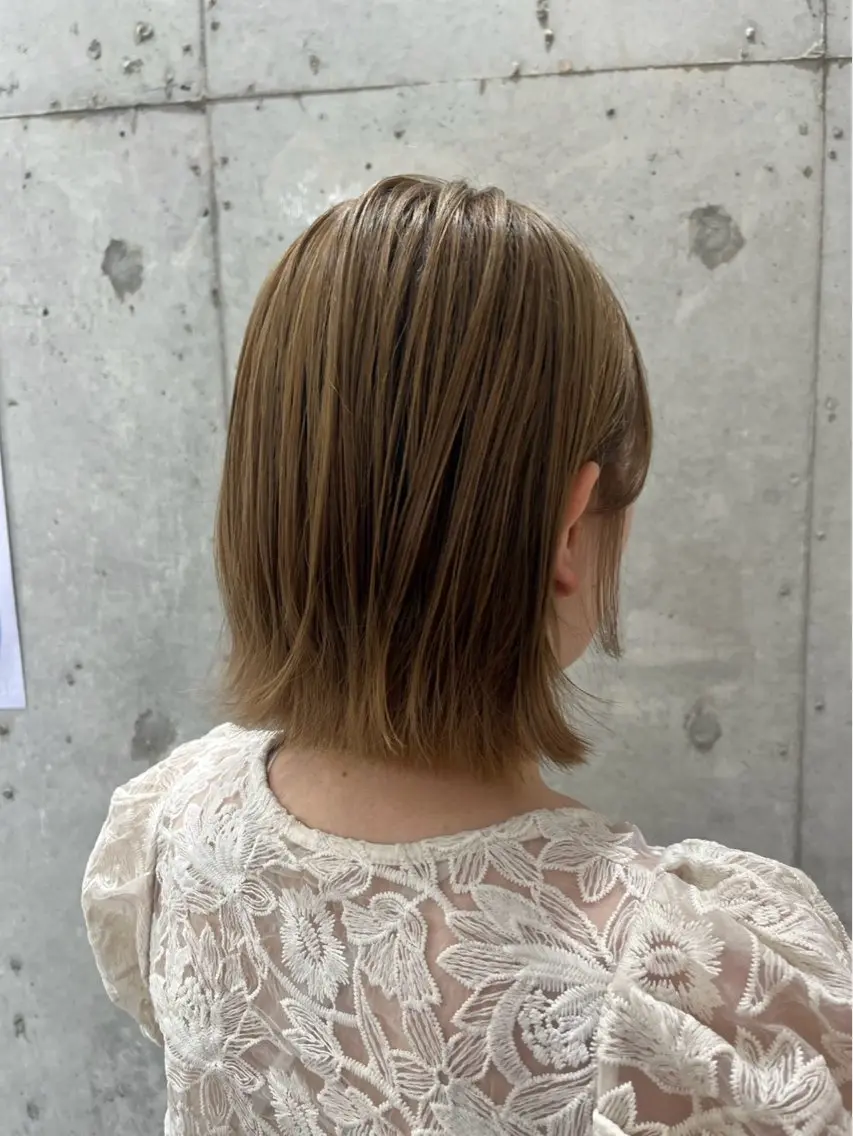 カラー 川上 美咲のヘアスタイル