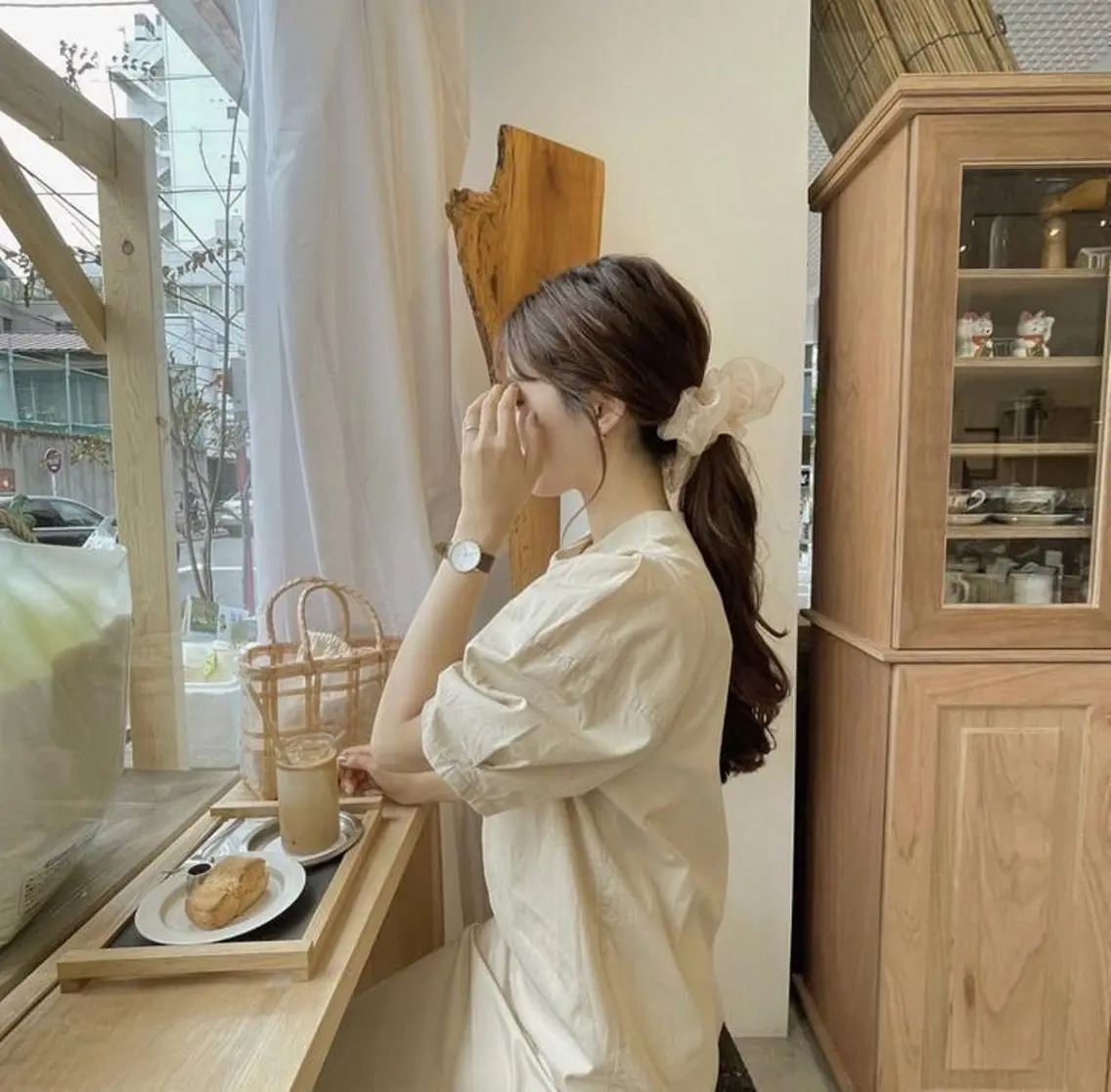 カラー 韓国ベージュ🤎🪽 トレンドレイヤーのヘアスタイル