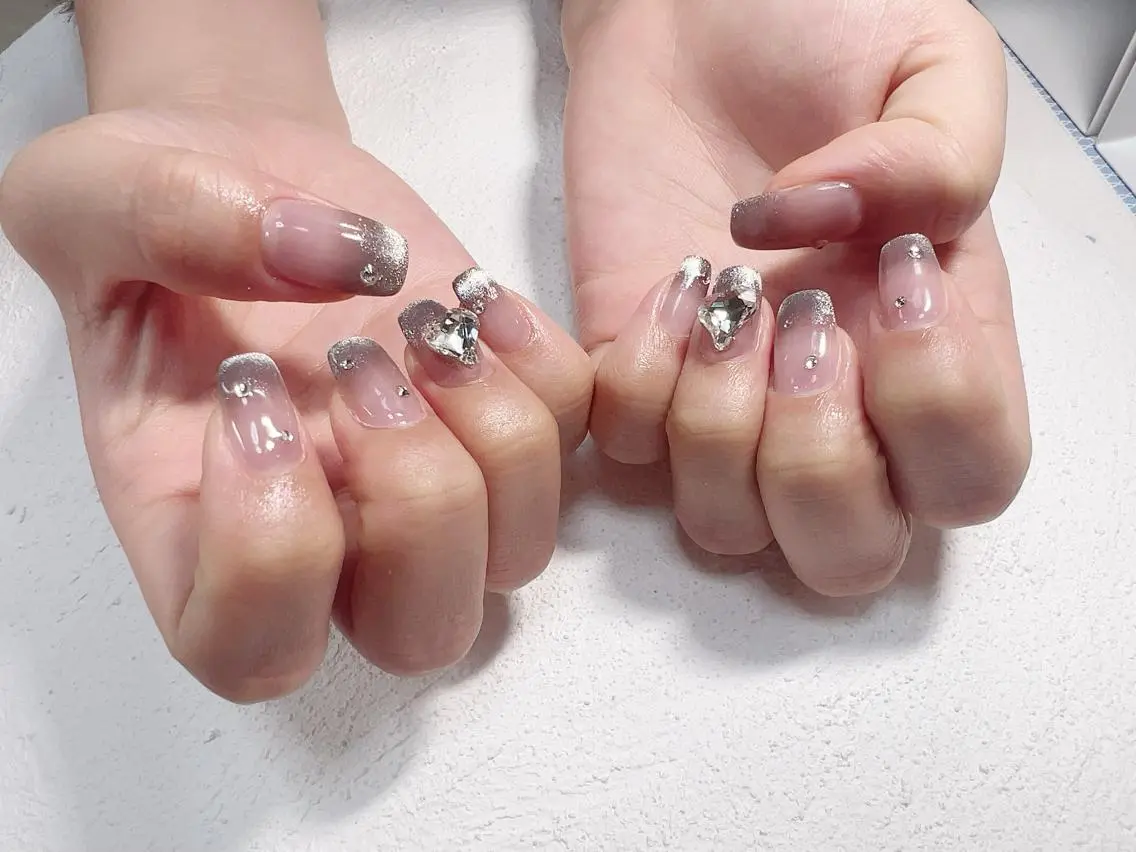 ネイル 持ち込み Regaro i.sのネイルデザイン