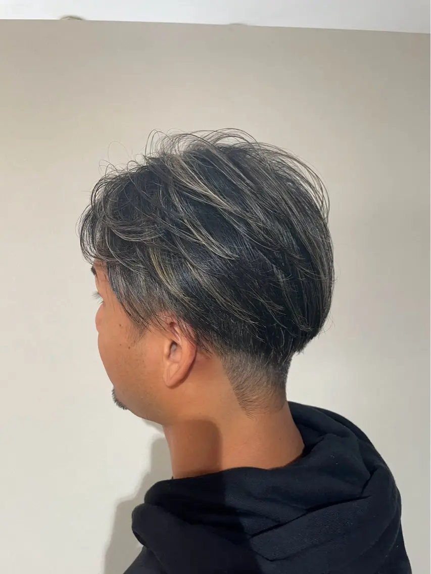 ショート カット Re room. 女性スタイリストのヘアスタイル