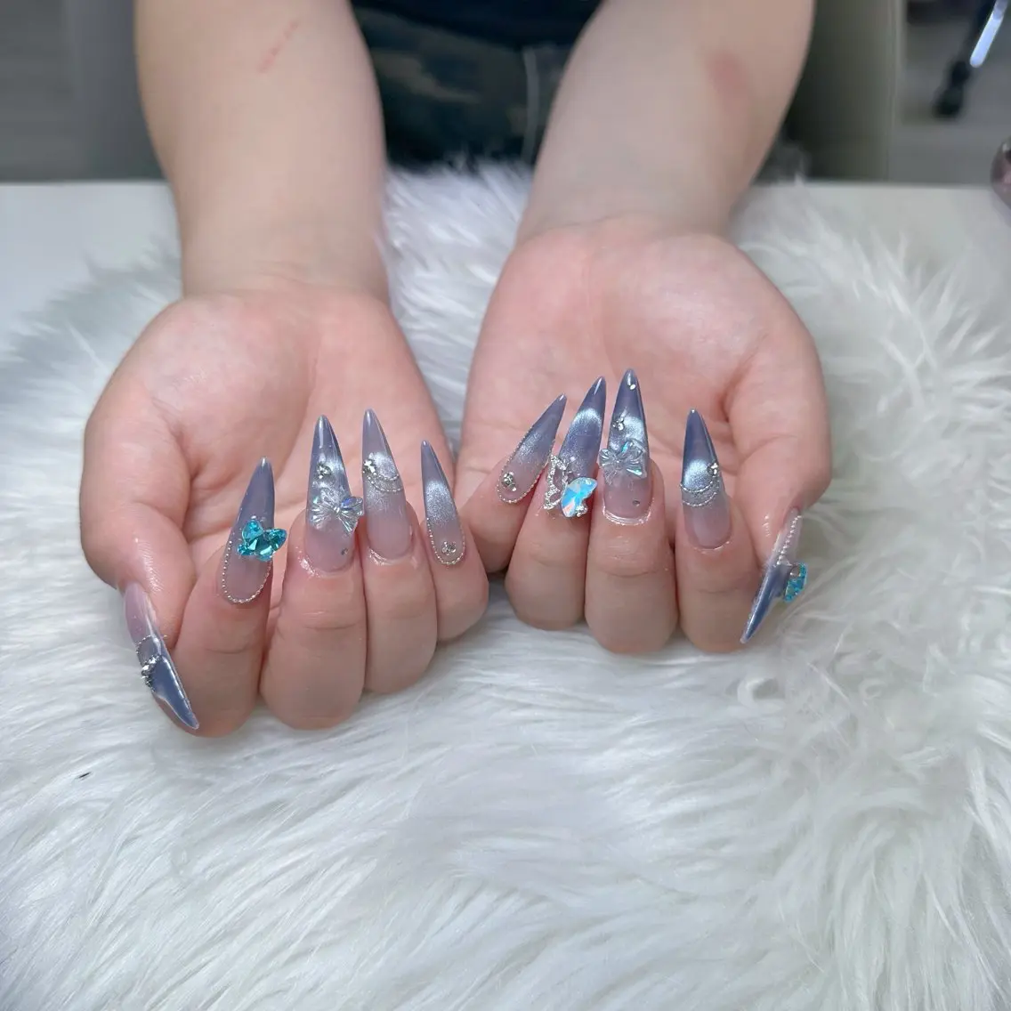 ネイル ハンドネイル Kingnail Emiのネイルデザイン