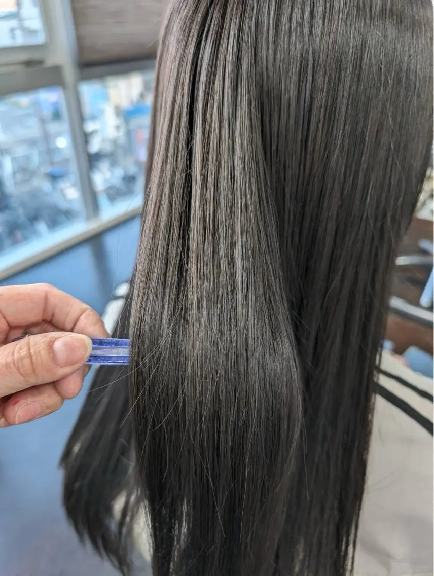 【新規】艶カラー＋質感調整TRの写真