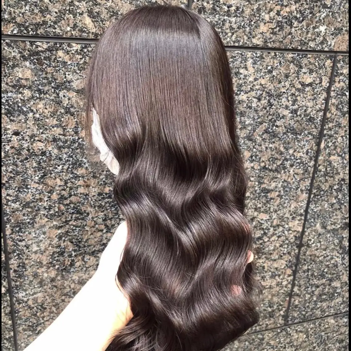 セミロング 縮毛矯正・似合わせ タナカ レイヤのヘアスタイル