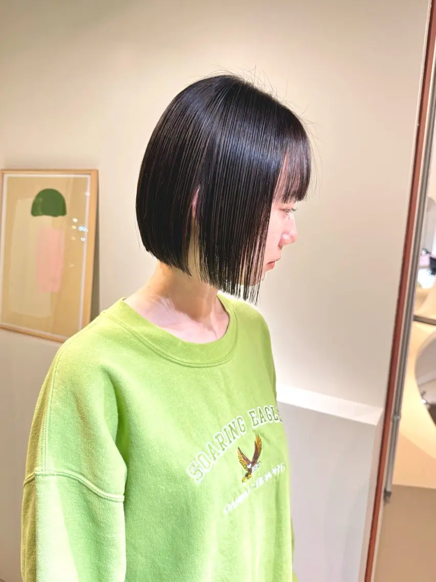 ショート 切りっぱなしボブ ショートボブ アッシュ ボブ ハイライト 髪質改善マスター 長尾勇弥/梅田中津のヘアスタイル