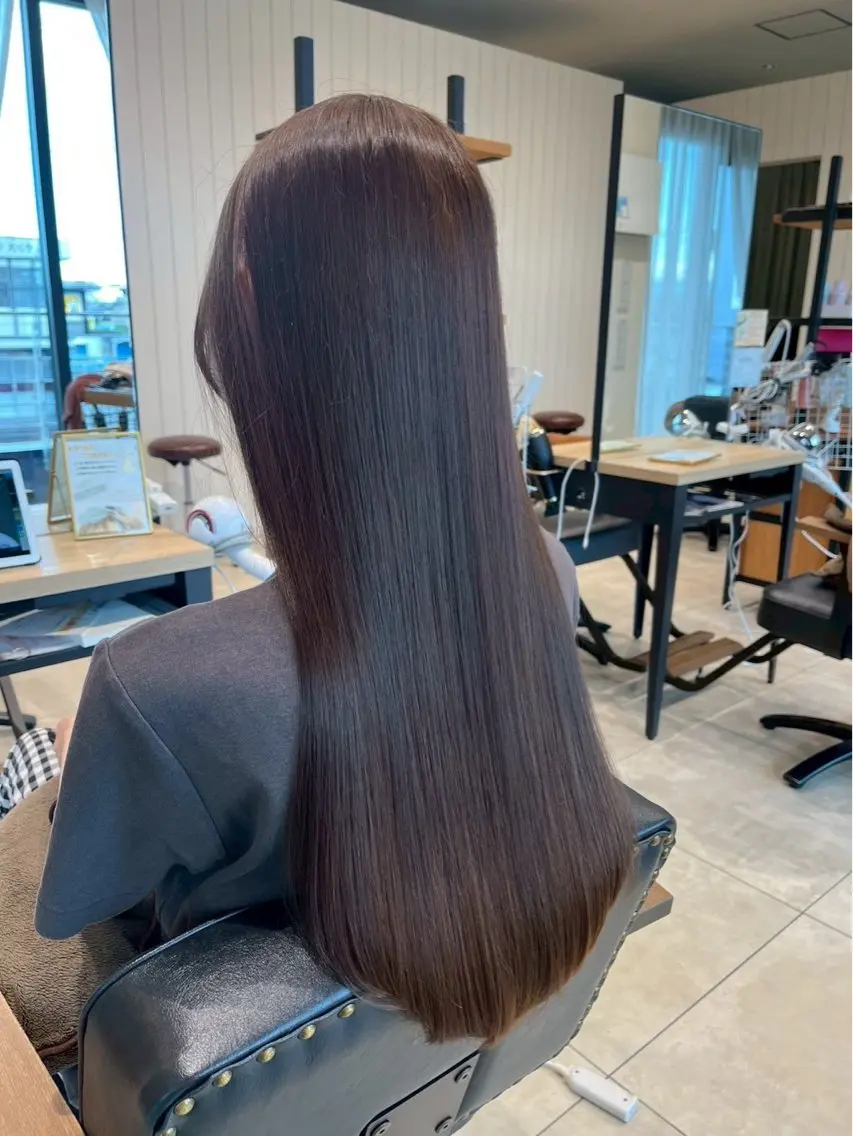 ロング カラー ストレート⭐️ 髪質改善カラー⭐️のヘアスタイル