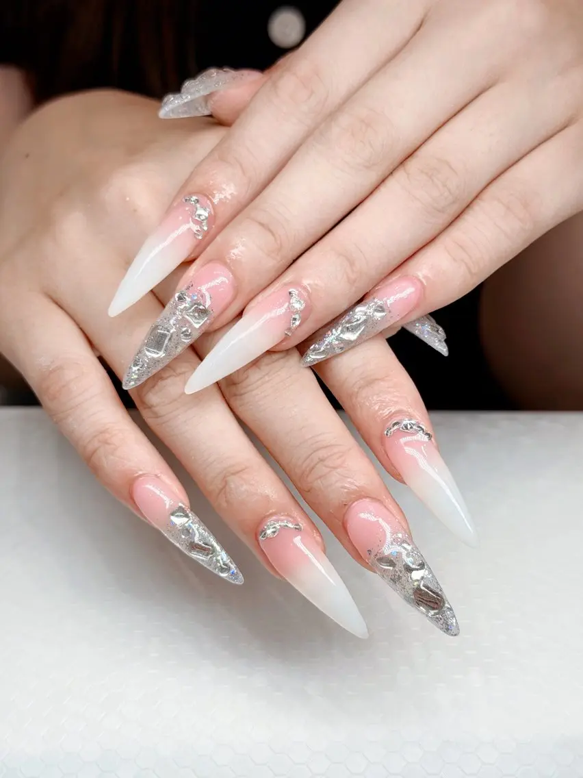 カラー RUBY NAIL& BEAUTY SPAのネイルデザイン