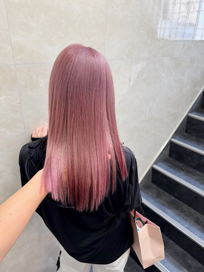 セミロング ヘアカラー トリートメント 枝毛カット&髪質改善 満足NO.1岡しゃんのヘアスタイル