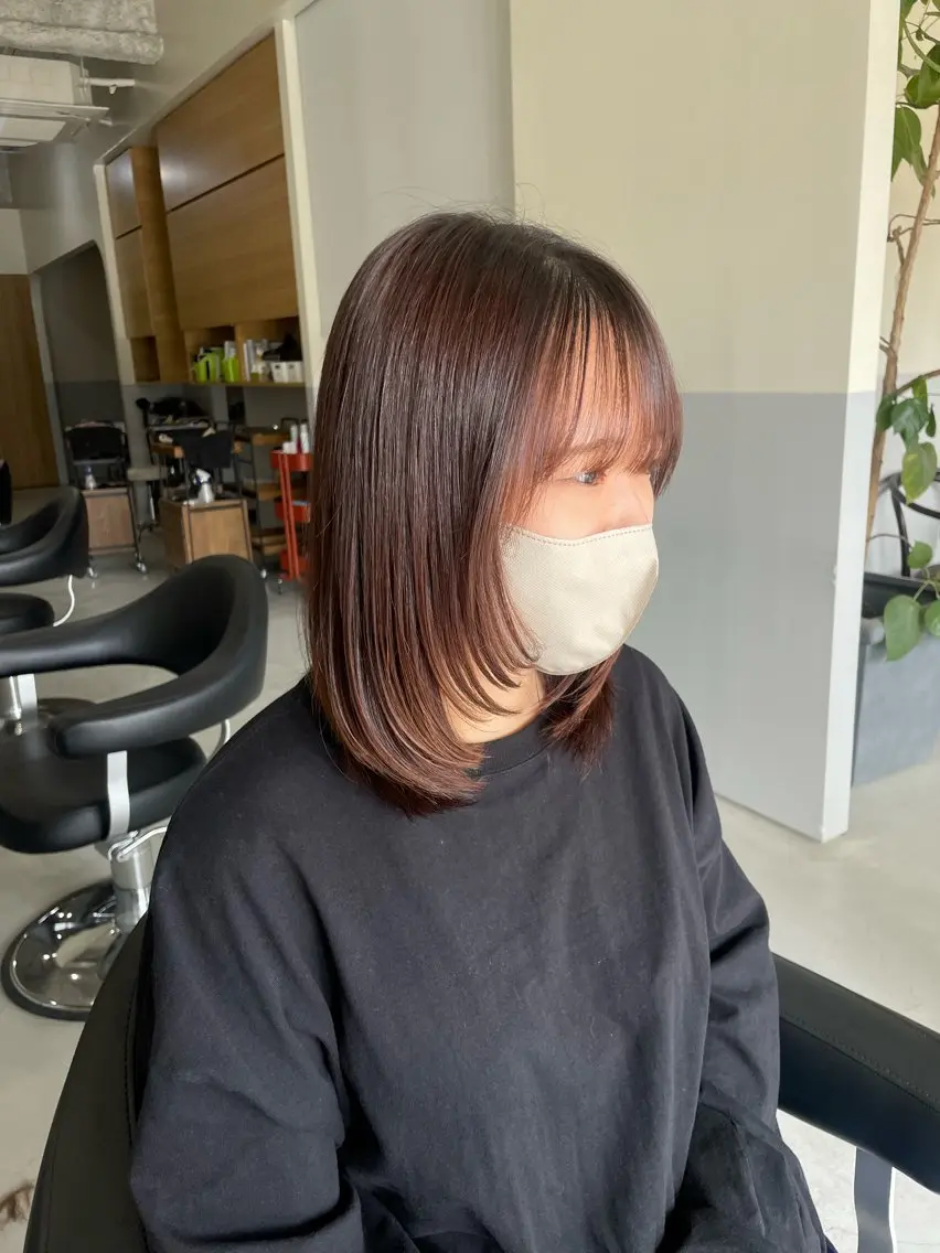 ミディアム レイヤーカット 小久保 里紗のヘアスタイル