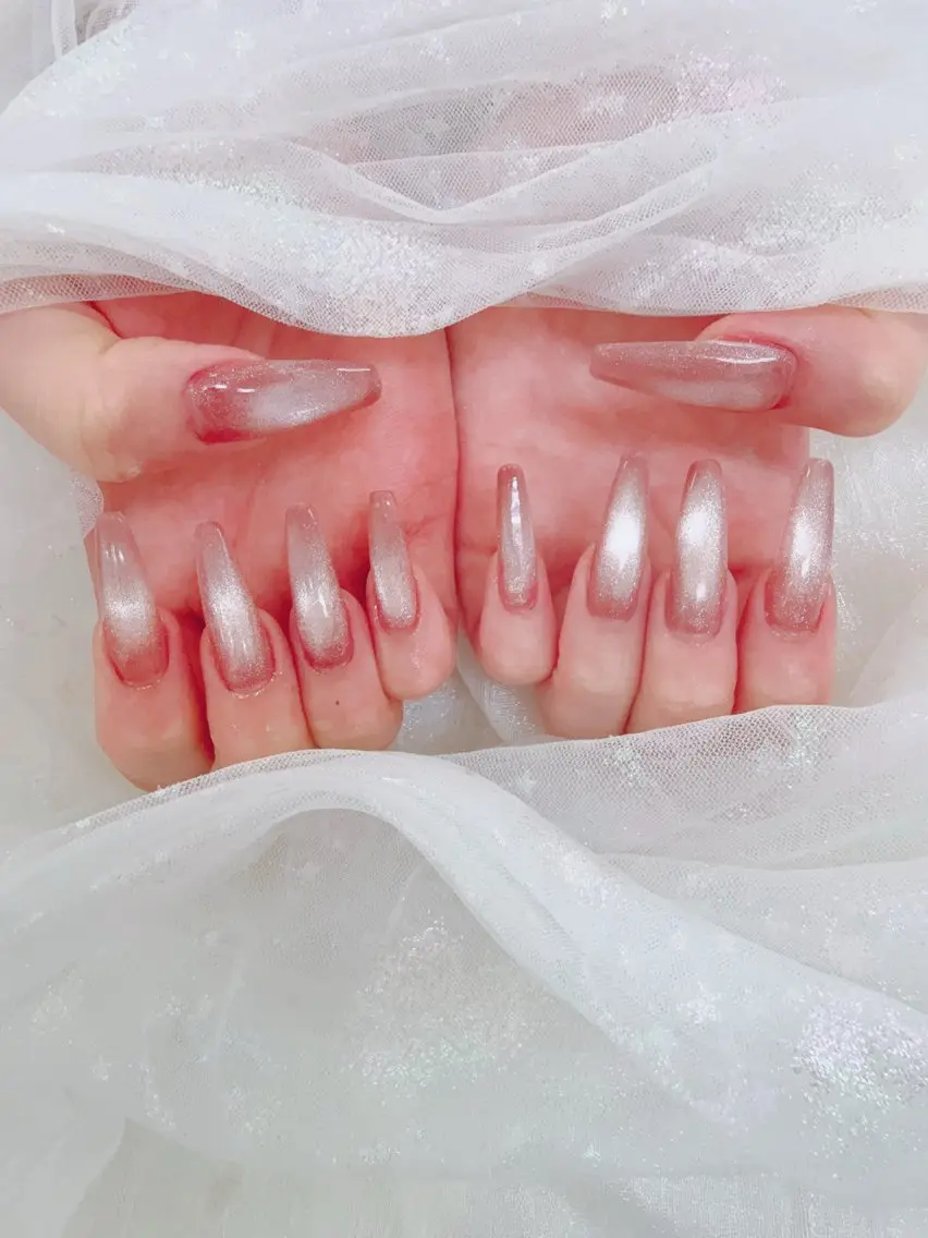 ロング ハンドネイル ヘイシ ユウカのネイルデザイン
