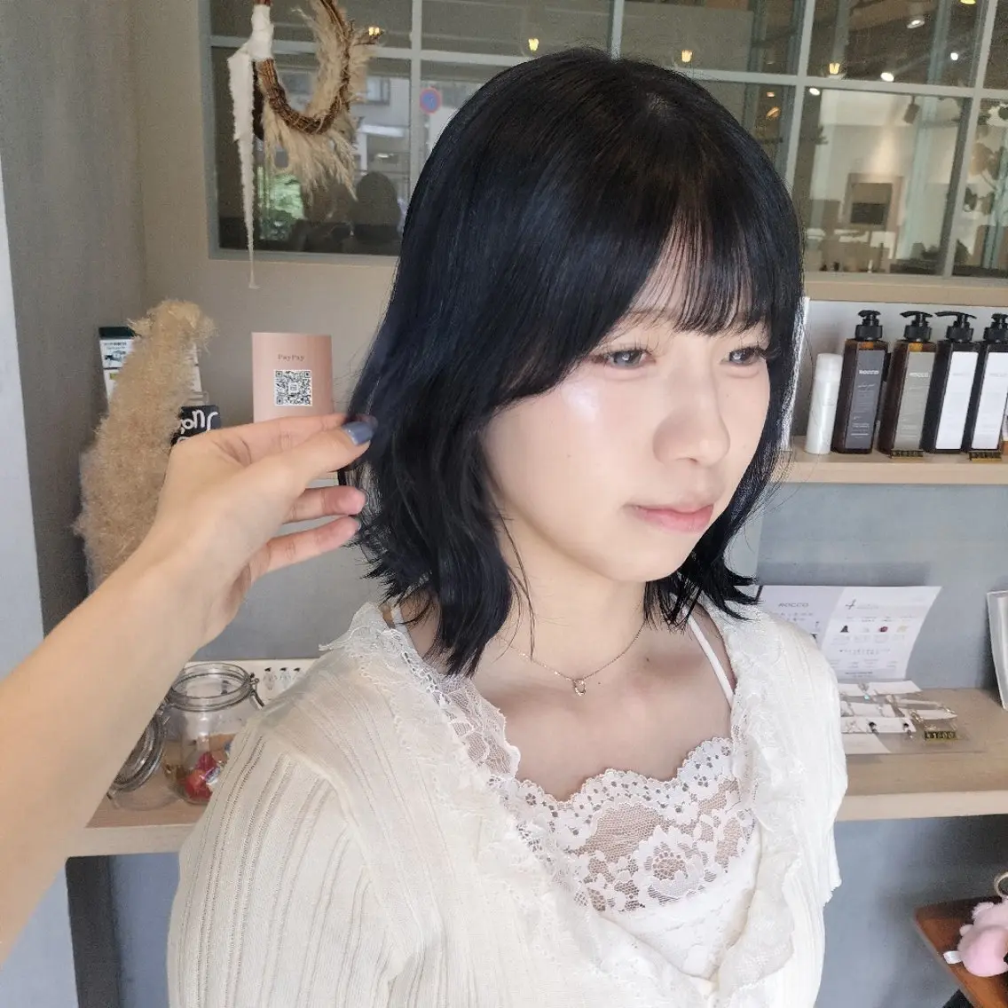 カラー HINAKO /ROCCOのヘアスタイル