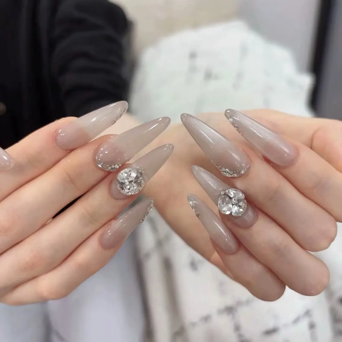 ネイル ハンドネイル Luna Gladeのネイルデザイン