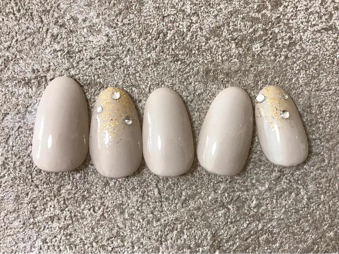 ネイル mogunail &blowのネイルデザイン
