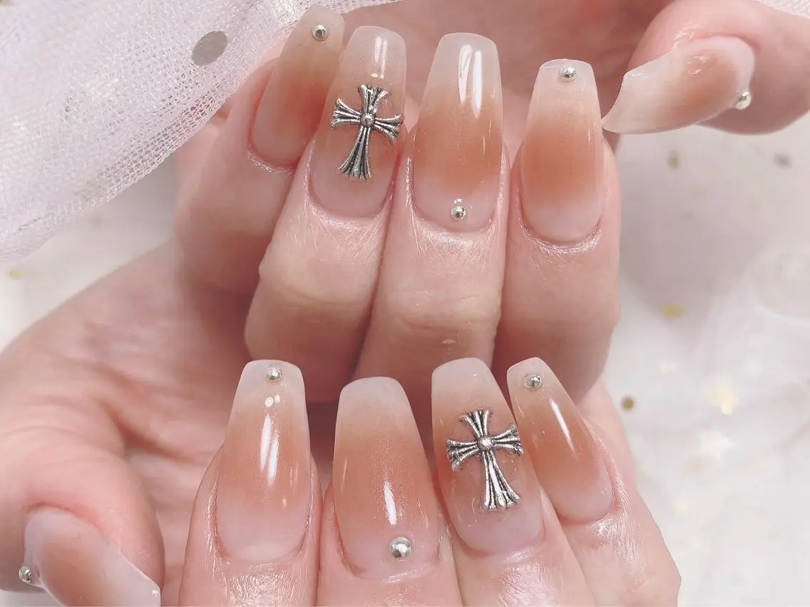 ネイル チークネイル ジョリ kasumi🌹💅のネイルデザイン