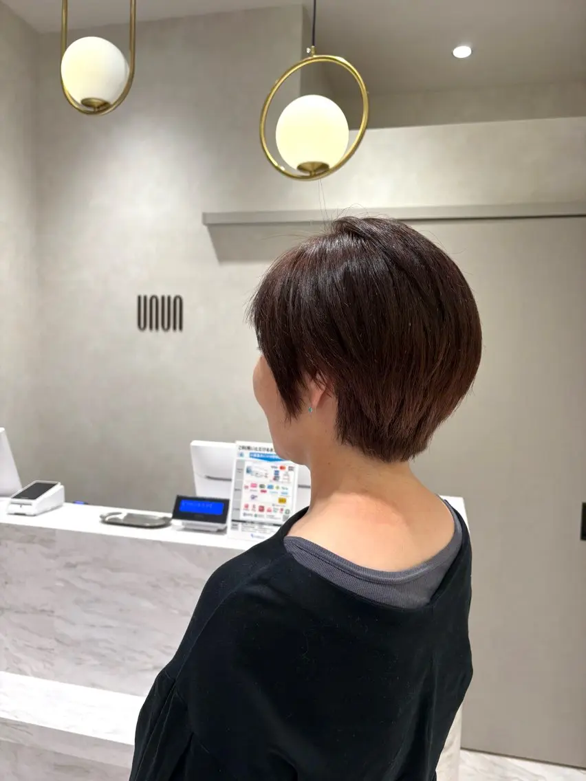 ショート カラー カット ヘアカラー レディース募集中🎀 陸 愛夏のヘアスタイル