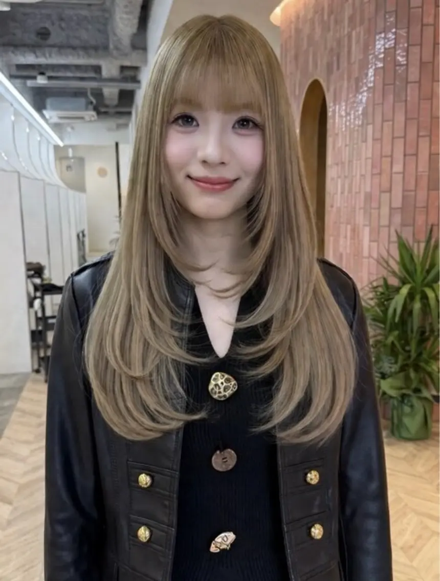 ロング カラー カット ヘアカラー トリートメント 大人韓国レイヤー🫧 暖色カラー/はるのヘアスタイル