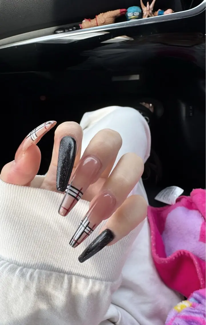 ネイル Charom Akaneのネイルデザイン