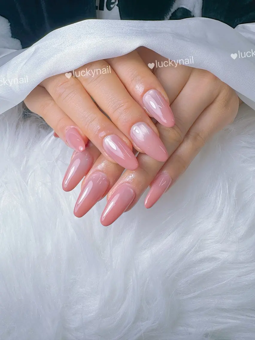 ネイル グラデーション Lucky Nailのネイルデザイン