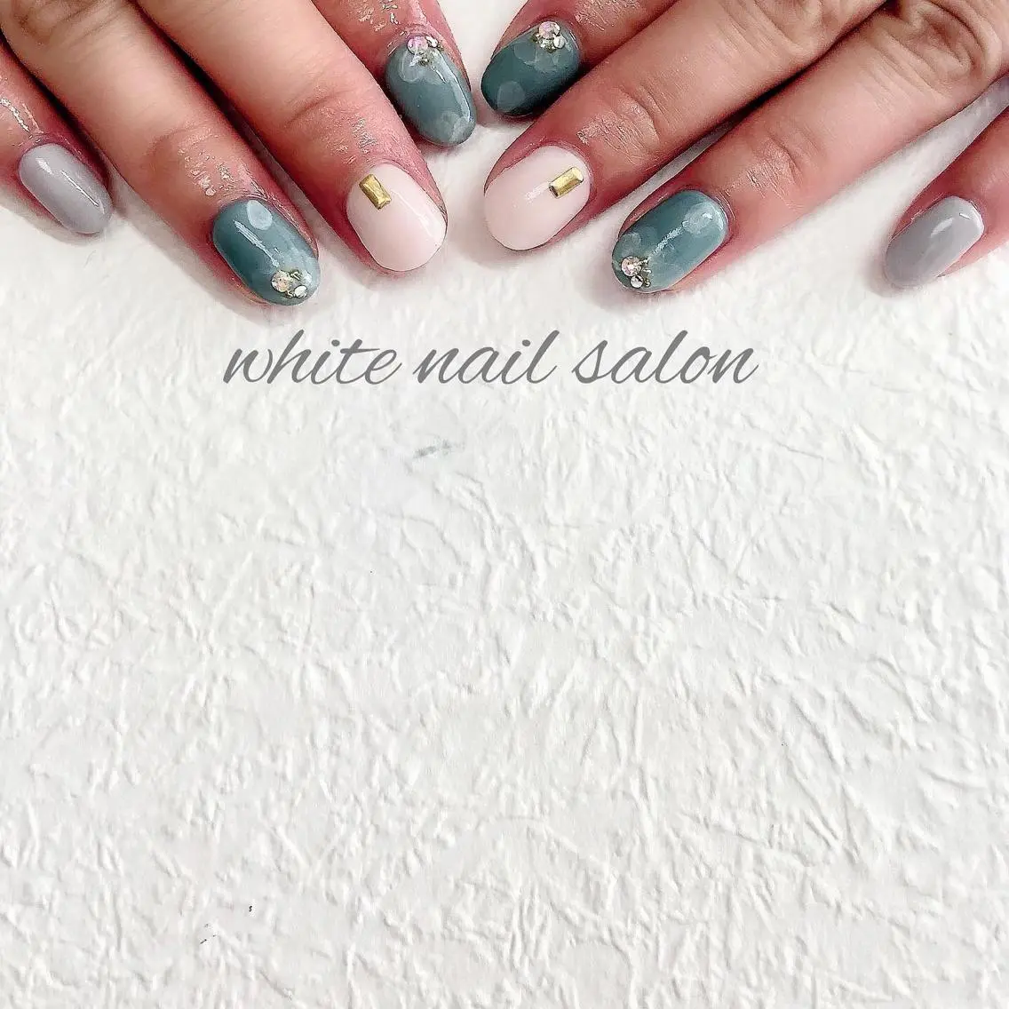 ネイル ジェルネイル ハードジェル 持ち込み ソフトジェル ハンドネイル white nail salonのネイルデザイン