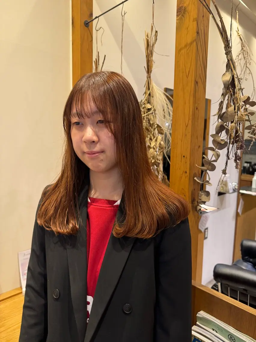 ロング カラー オレンジ カット ヘアカラー トリートメント ENIF 大島 芽生のヘアスタイル