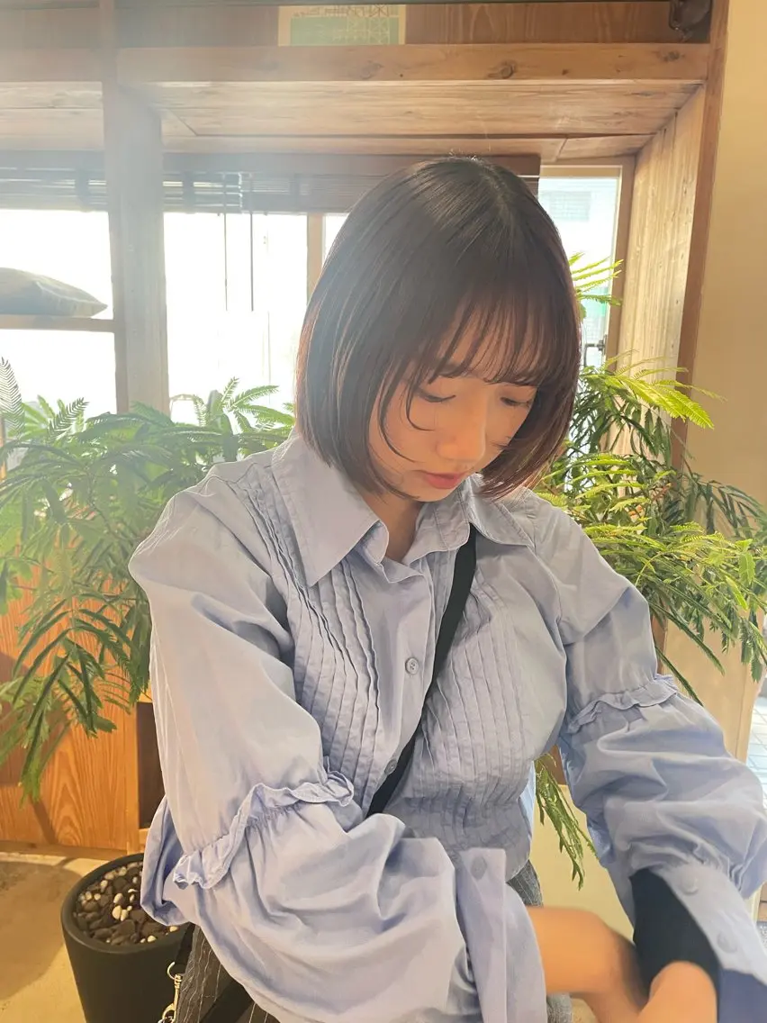 ミディアム ボブ 顔周りカット レイヤーカット カット 透明感カラー🫧/ レイヤー/髪質改善のヘアスタイル