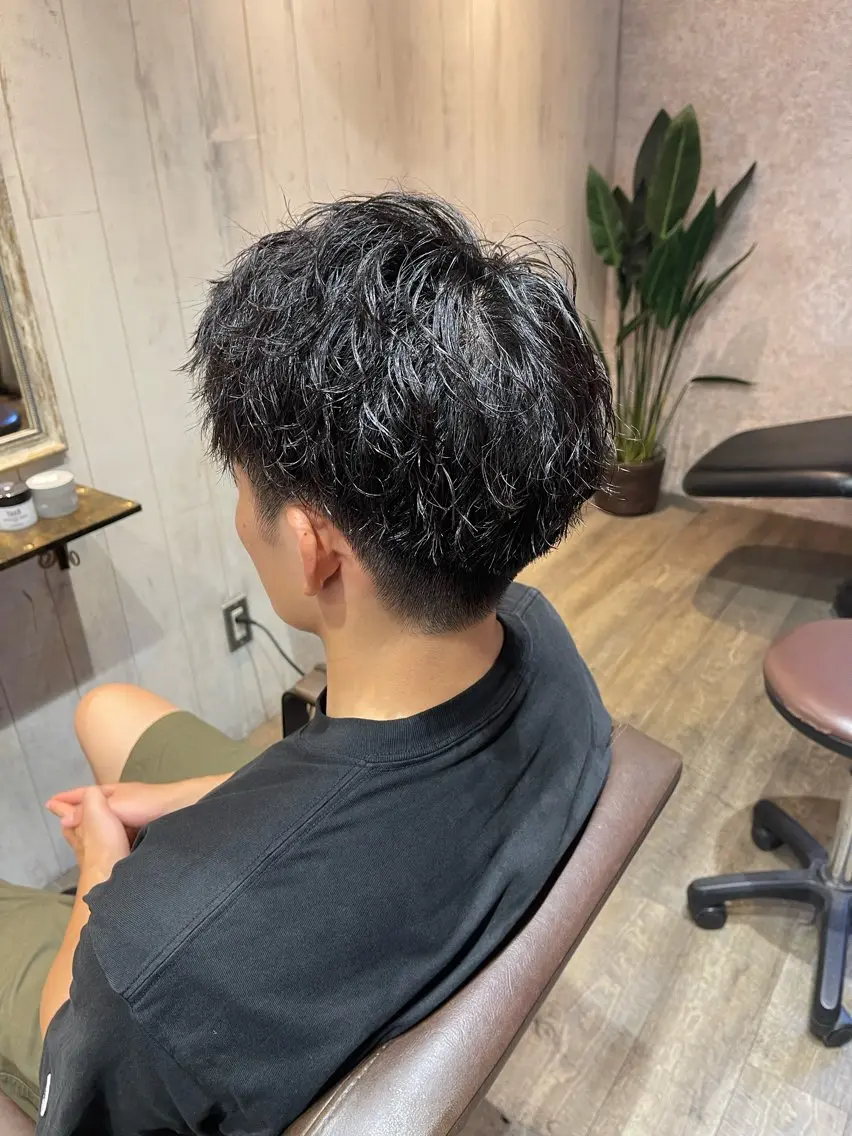 ミディアム パーマ メンズ 田中 識啓のヘアスタイル