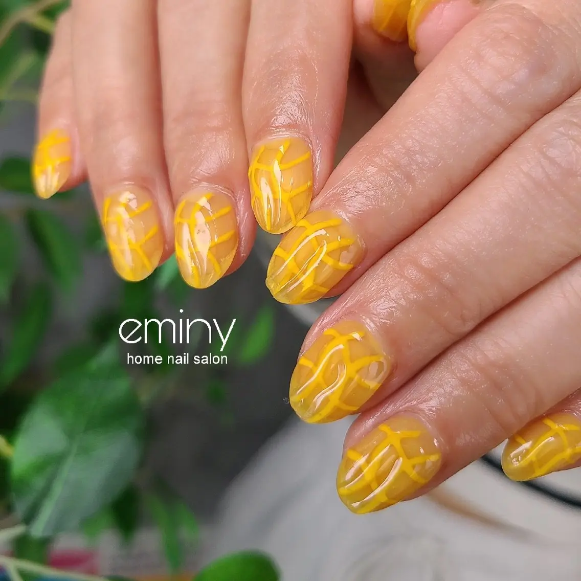 ネイル ジェルネイル 氷ネイル・うるうるネイル 韓国ネイル ぷっくりネイル 夏ネイル ハンドネイル nail salon  eminyのネイルデザイン