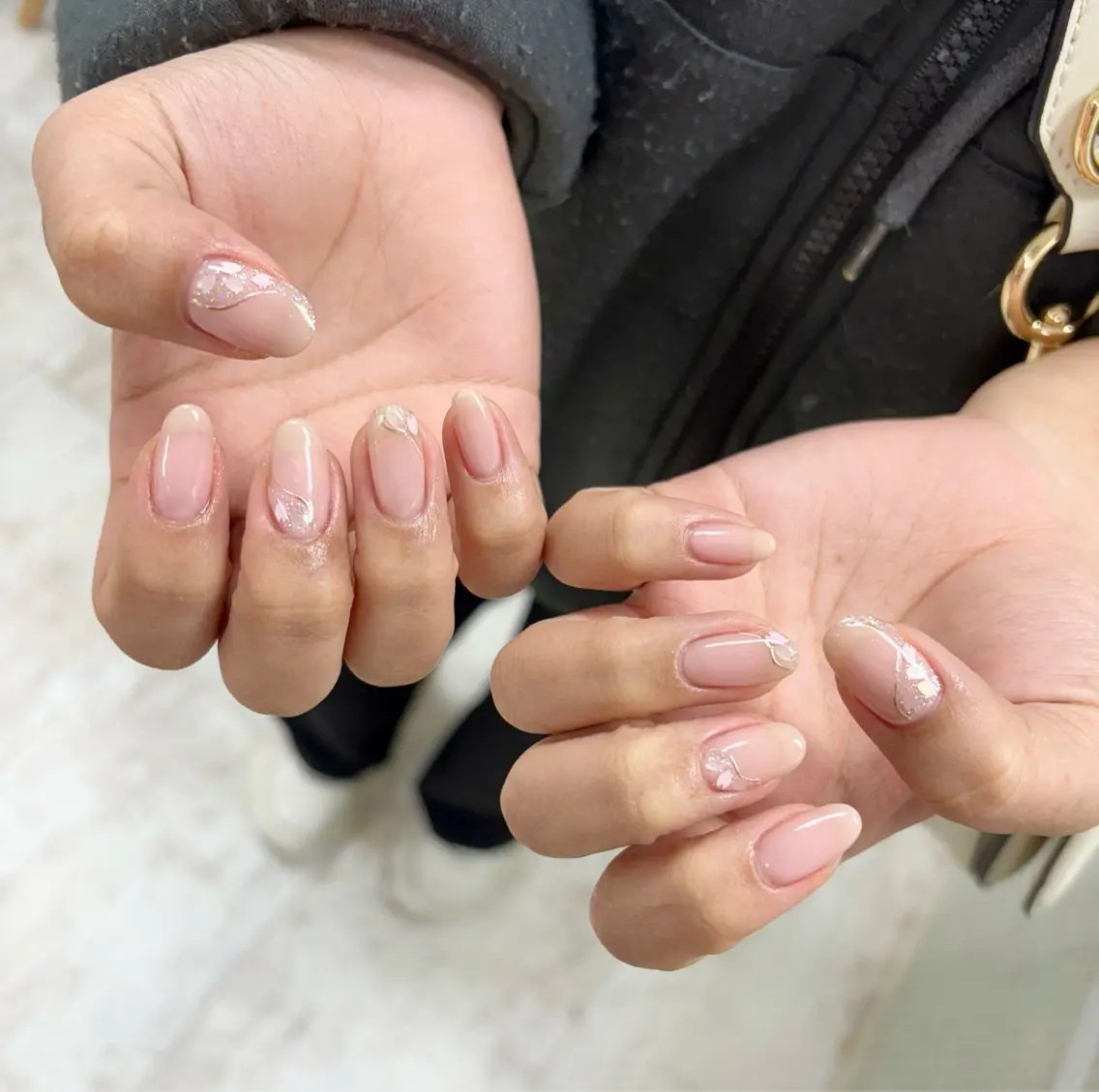 ネイル 持ち込み 吉田 里菜のネイルデザイン