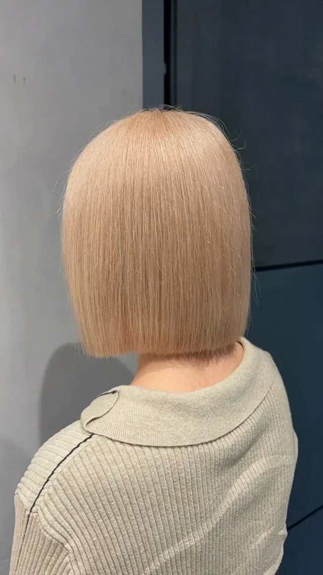 ミディアム ヘアカラー トリートメント 渋谷ハイトーン/ デザインカラー阿部のヘアスタイル