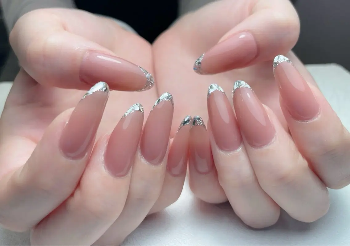 ネイル アートネイル 長さ出し フレンチネイル ジェルネイル ガーリー 中野駅から2分 MEO NAILのネイルデザイン