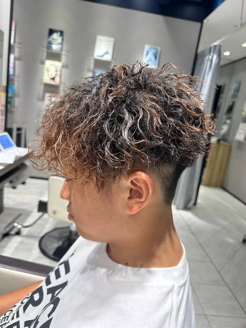 カット+スパイラルパーマorツイストスパイラルパーマ+3stepトリートメントの写真