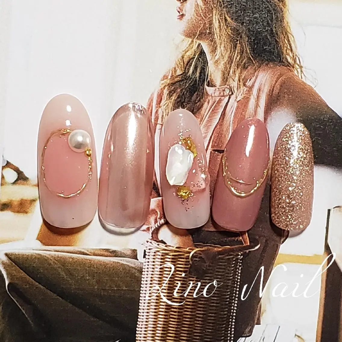 ネイル カジュアル チークネイル ジェルネイル キラキラネイル ラメ(グリッター) Lino Nailのネイルデザイン