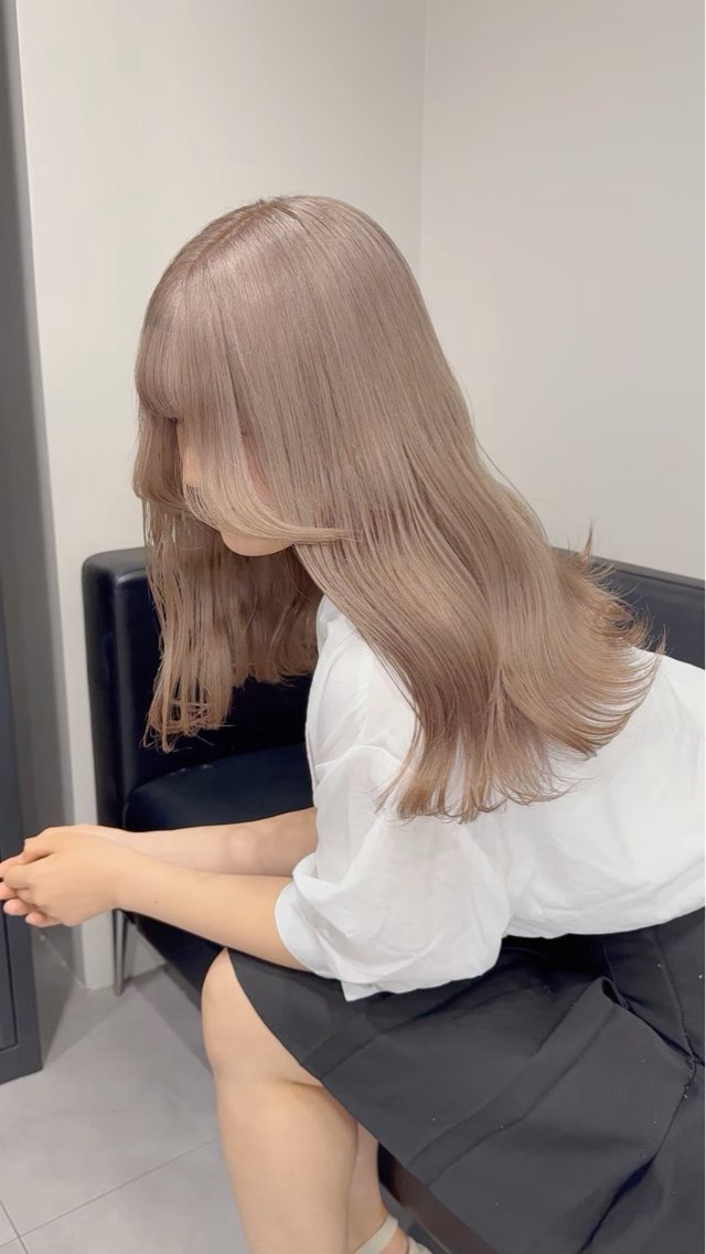 ロング ヘアカラー トリートメント ヒロミ/ミルクティー /ブロンド/ピンクのヘアスタイル
