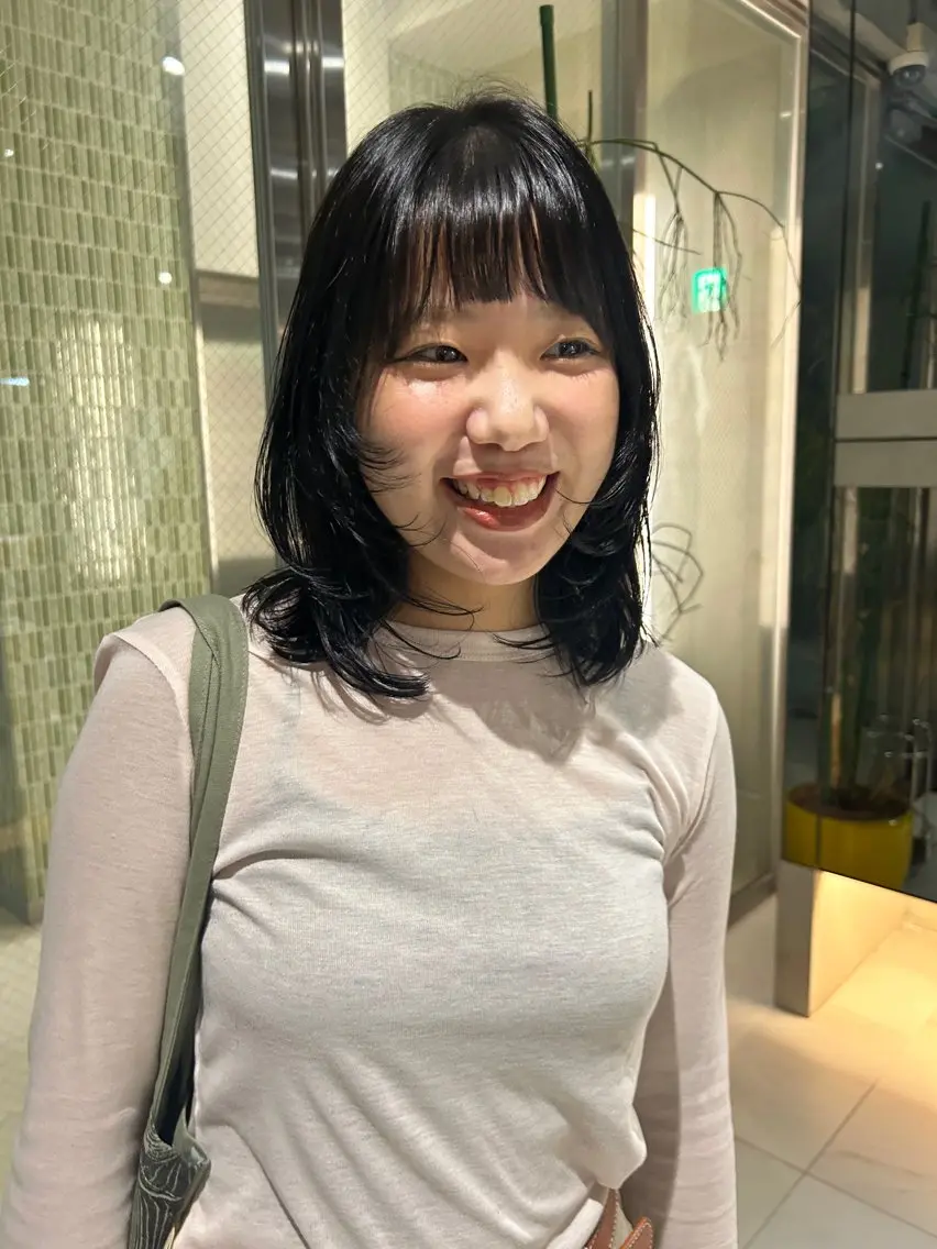 ミディアム カラー レイヤーカット baLon.fem/ 澤田 奈々子のヘアスタイル